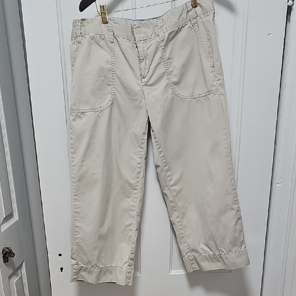 Tommy Hilfiger Khaki Capris - Picture 1 of 7